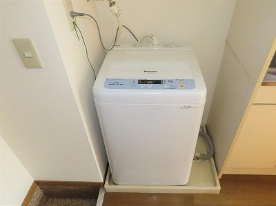 レオパレスファーストステージＳのその他|洗濯機も付いています
