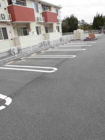 ビラ・ダ　カーポの駐車場