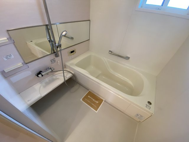 クローバー青山の浴室