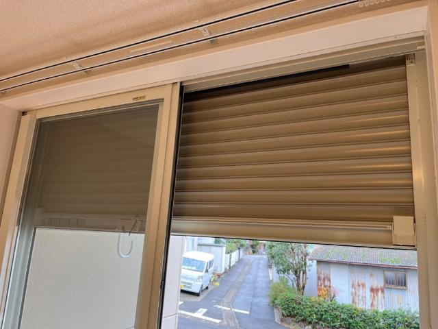 アムールのバルコニー|シャッター