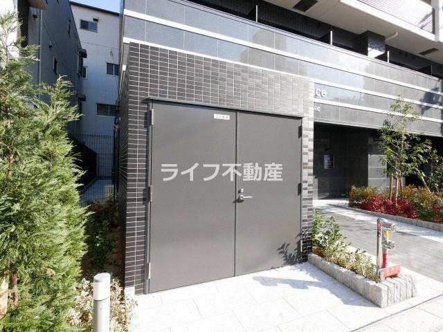 ララプレイス玉造パルクのエントランス|建物の内部です
