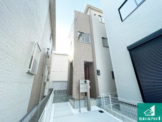 西宮市上田東町　新築一戸建ての外観|安心の10年保証！外観を美しく保ち、雨水で汚れを落とします！気になることがありましたら、お気軽にお問い合わせください！