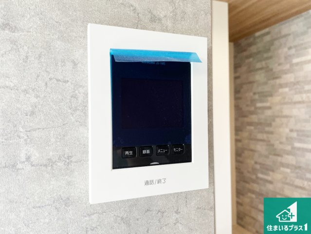 ■西宮市上田東町　新築一戸建ての防犯設備|カラーモニターインターホン！声だけでなく来訪者の姿や顔がモニターで確認できるので、小さなお子様がいらっしゃるご家庭でも安心できます！