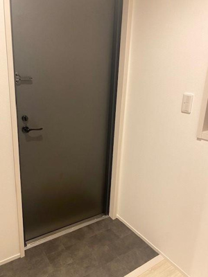 【玄関】 | セプテンバー浜町 | 明るい玄関です