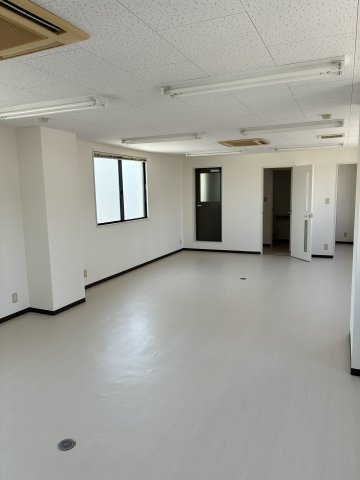 あさのビルの内装