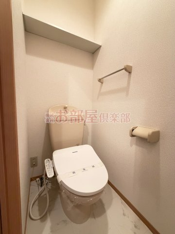 リーベン ルーチェのトイレ|落ち着いた色調のトイレです