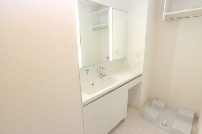D-room帯山の独立洗面台