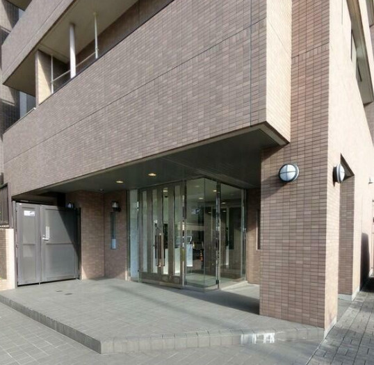 【エントランス】