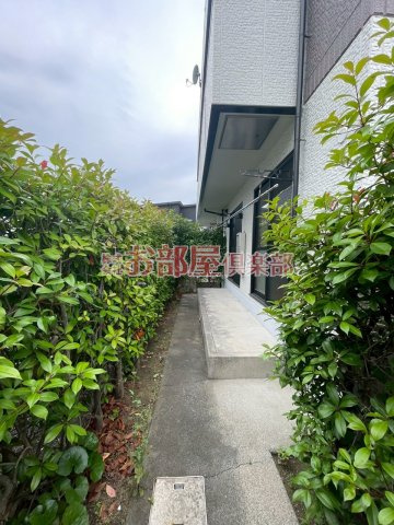 ハイカムール山本 Aの庭|お庭が付いています
