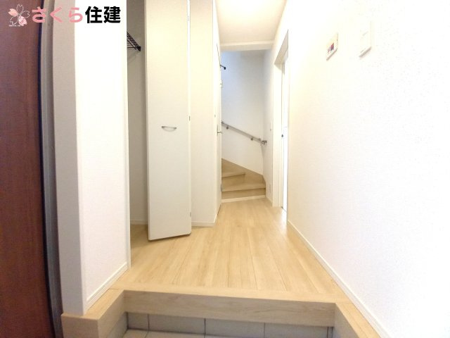 CRADLE　GARDEN　宇都宮市下荒針町第3の玄関