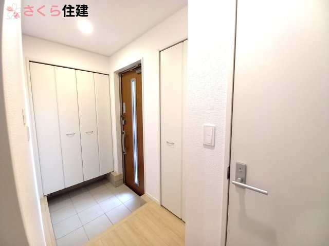 CRADLE　GARDEN　宇都宮市下荒針町第3の玄関