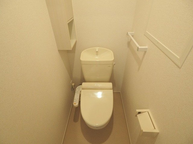 パストラル　レーンＢのトイレ|落ち着いたトイレです