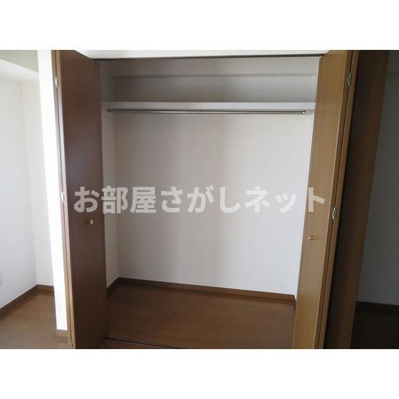 ＹＡＹＯＩ　ＣＯＵＲＴの収納|クローゼット