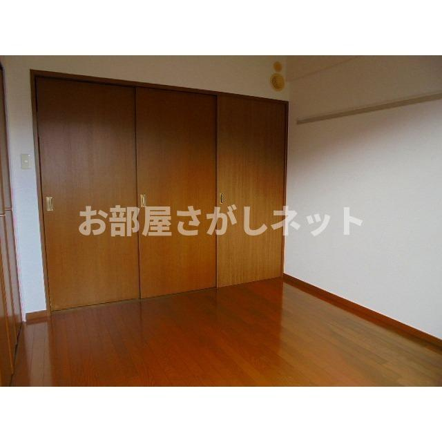ＹＡＹＯＩ　ＣＯＵＲＴの内装|仕切り