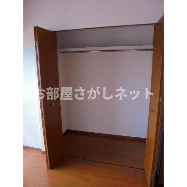 ＹＡＹＯＩ　ＣＯＵＲＴの収納|クローゼット