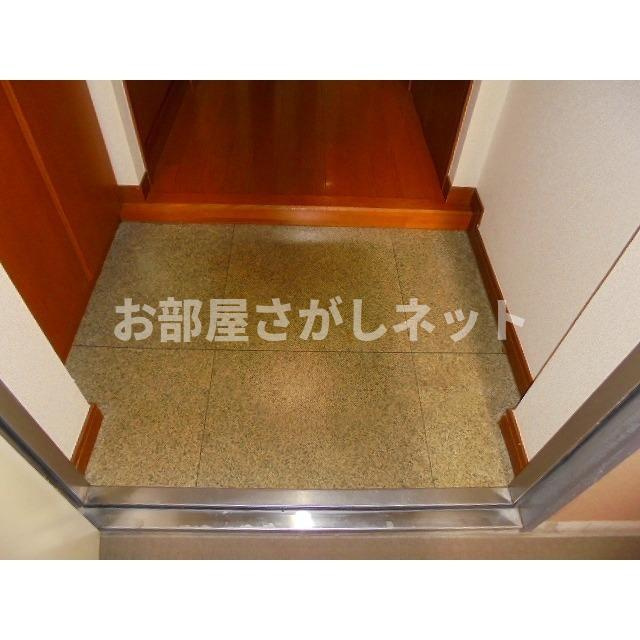 ＹＡＹＯＩ　ＣＯＵＲＴの玄関|玄関