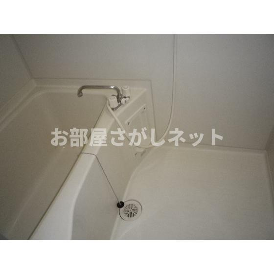 ＹＡＹＯＩ　ＣＯＵＲＴの浴室|バス