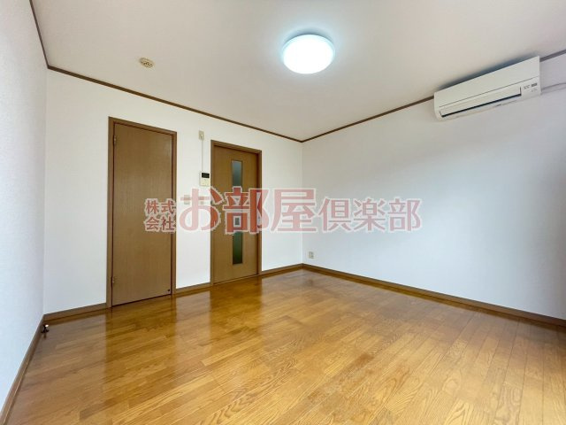 グレイス篠山の洋室|コンパクトで使いやすい洋室です