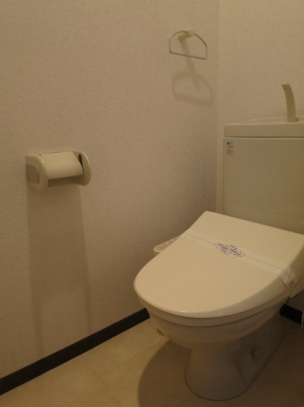 リファレンスベイサイドのトイレ|清潔感のあるトイレです。
