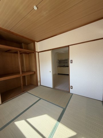 ウィング長田北町の和室