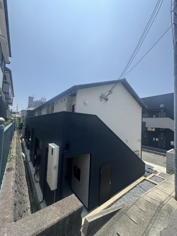 tentree神戸長田の外観