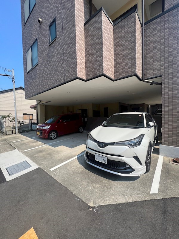 ベーシックコートの外観