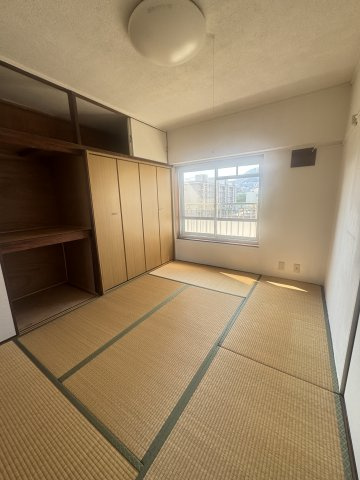 五位ノ池南ビルの和室