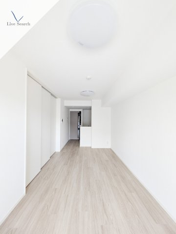 S－RESIDENCE駒場東大前の居間・リビング