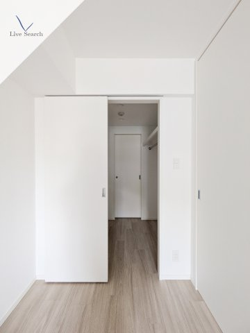S－RESIDENCE駒場東大前の居間・リビング
