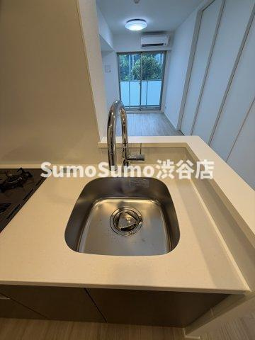 S－RESIDENCE駒場東大前のキッチン|コンパクトなキッチンで掃除もラクラク