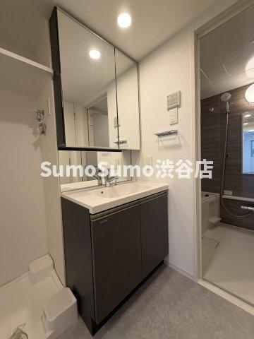 S－RESIDENCE駒場東大前の洗面所|コンパクトで使いやすい洗面所