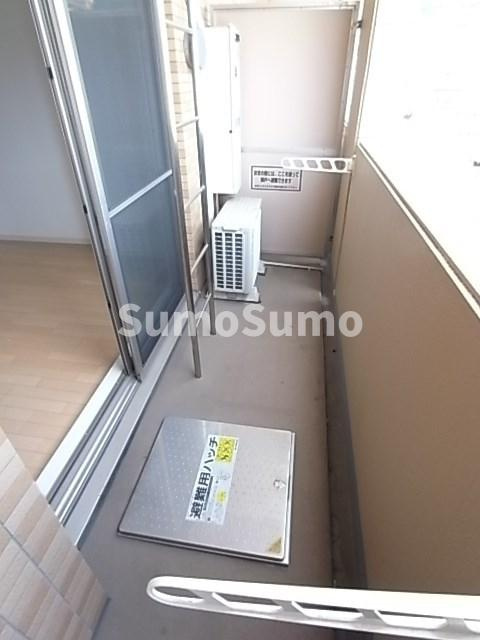 スワンズ神戸三宮イーストのバルコニー