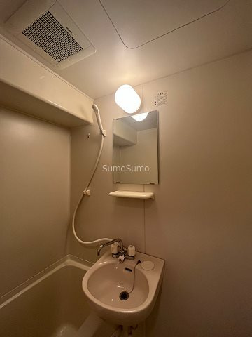 内本町ビューハイツの洗面所