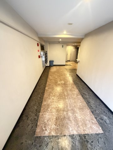 サンコート春日野道Ⅲのロビー