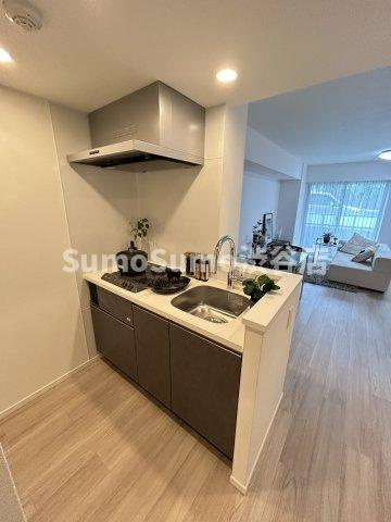 S－RESIDENCE駒場東大前のキッチン|コンパクトなキッチンで掃除もラクラク