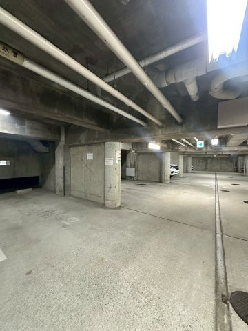 チェリービュウ芦屋川の駐車場