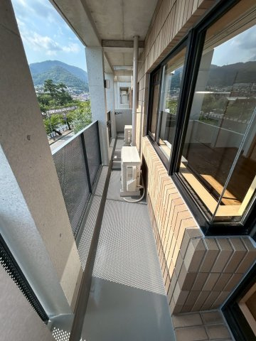 チェリービュウ芦屋川のバルコニー