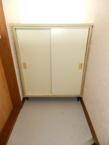 ハイツKAWAMURAの玄関