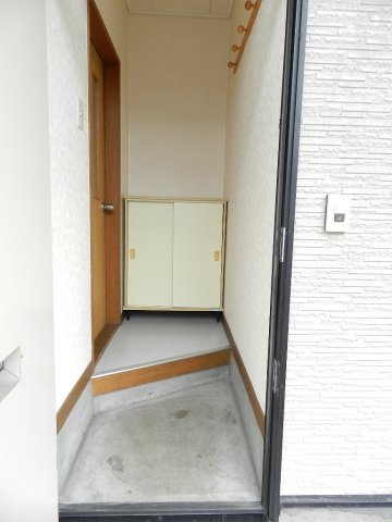 ハイツKAWAMURAの玄関