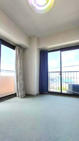 朝日プラザ吹上の洋室