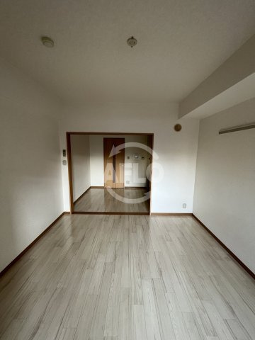 ベルビュー7番館　真田山小学校区の洋室|ベルビュー7番館　洋室