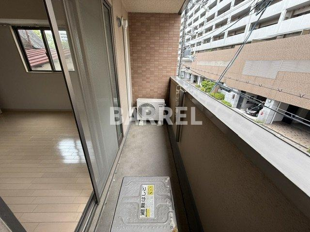 エールスタージュ伊丹のバルコニー