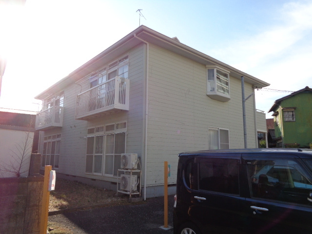 ドミール新町のエントランス|南東向き日当たり良好☆