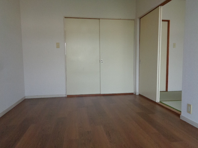 ドミール新町の寝室