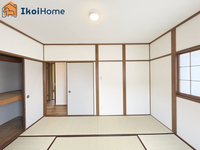 神戸市西区伊川谷町有瀬　中古戸建の内装|【ホームページに現地動画掲載中】●年中無休：当日予約可●和室は収納があり、お子様も安心して遊べます。