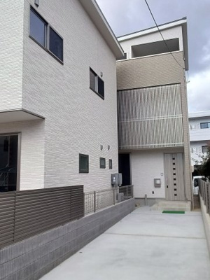 【外観】 | 【府中町本町２】利便性と教育環境を兼ね備えた、子育て家族の味方になる街♪ | 住宅購入のことなら全てサポートしています！理想の住まいを実現いたします。