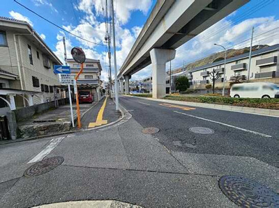 【前面道路含む現地写真】 | 広島市安佐南区高取北１丁目
