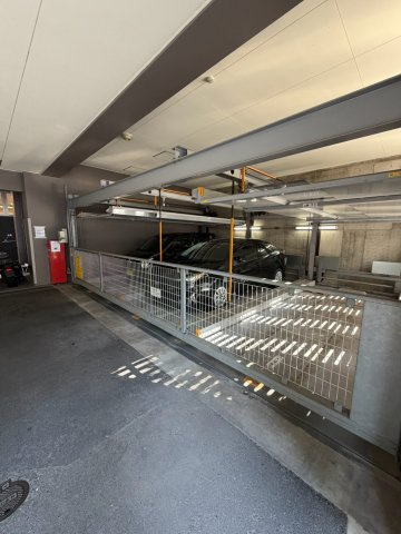 白川公園パークマンションの駐車場