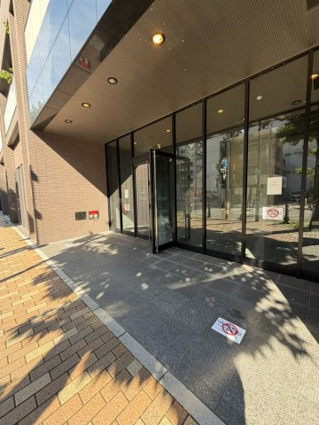 白川公園パークマンションのエントランス