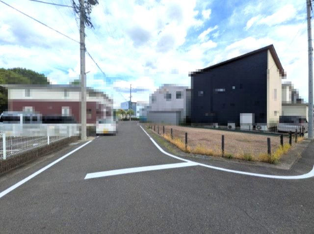 小牧市大字文津　売地の前面道路含む現地写真|前面道路含む現地写真です